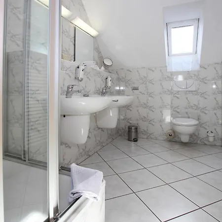 度假居 Ferienhaeuser Im Tannenpark, Tanne, Cleaning Included *